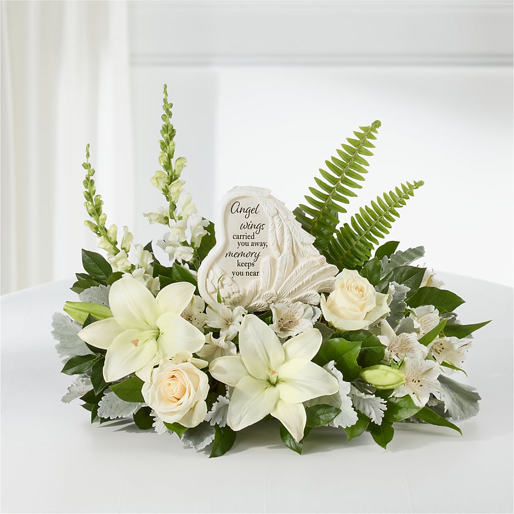 Holding You Close Arrangement – Leysha Flowers, Middlesex NJ