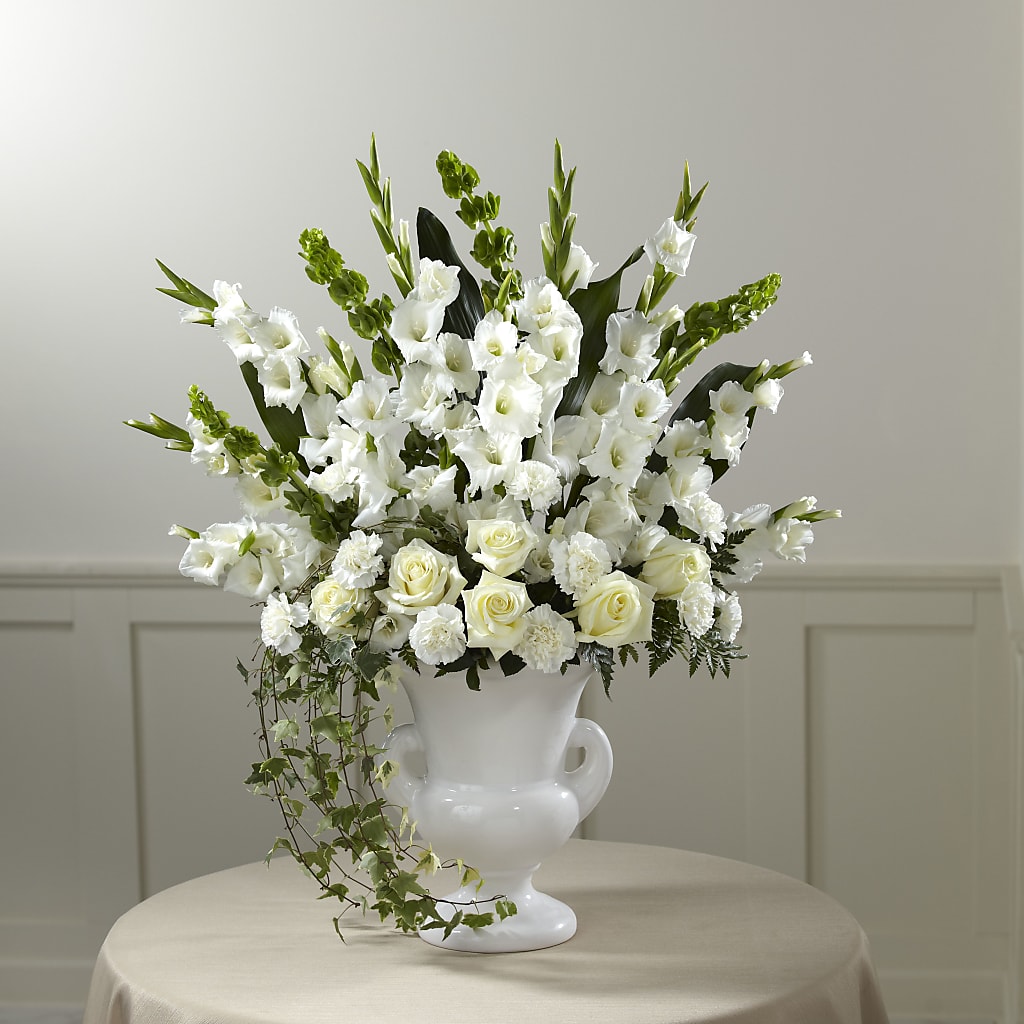 Fond Reflections Arrangement – Leysha Flowers, Middlesex NJ