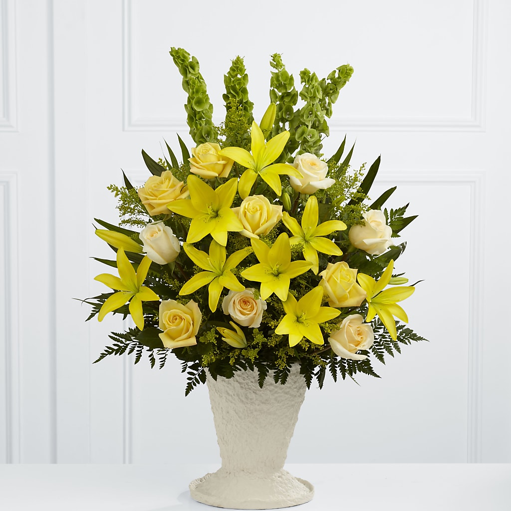 Golden Memories Arrangement – Leysha Flowers, Middlesex NJ