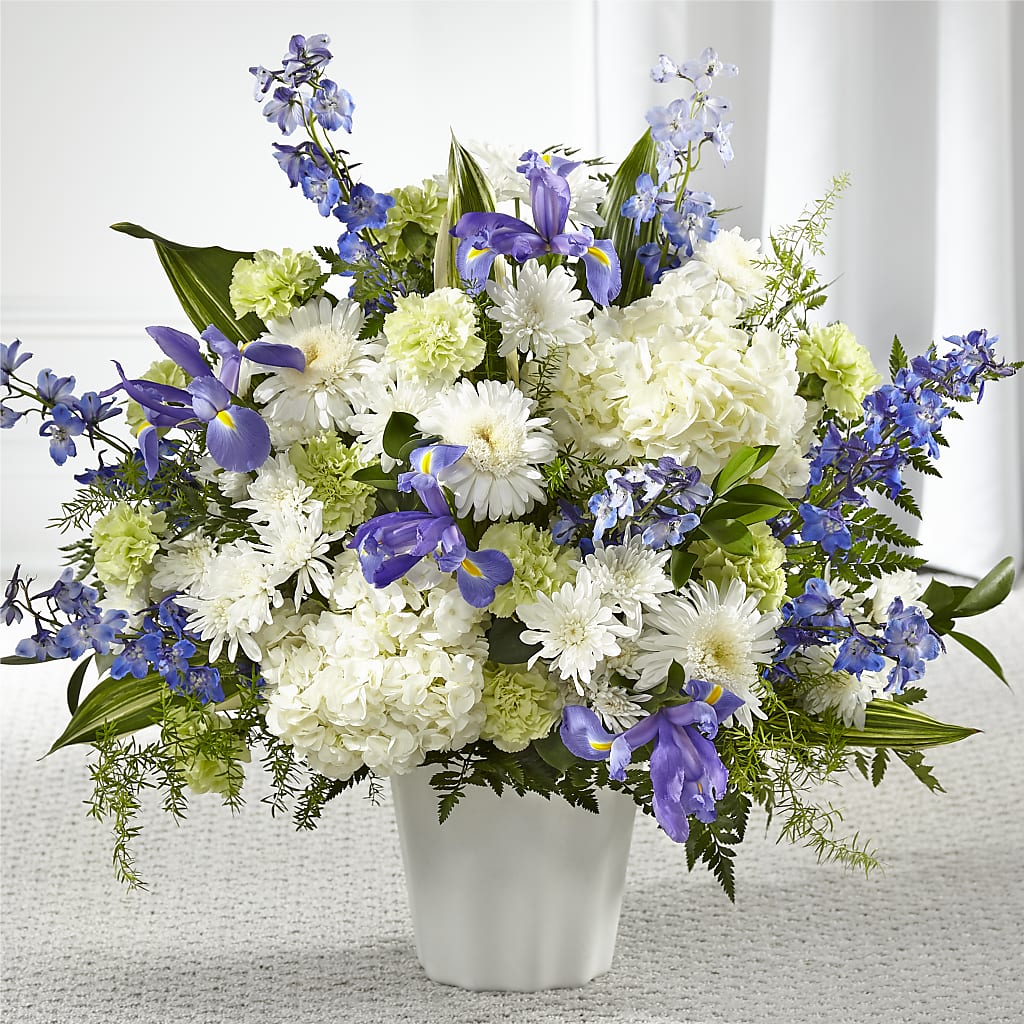Soft Serenity Floor Basket – Leysha Flowers, Middlesex NJ