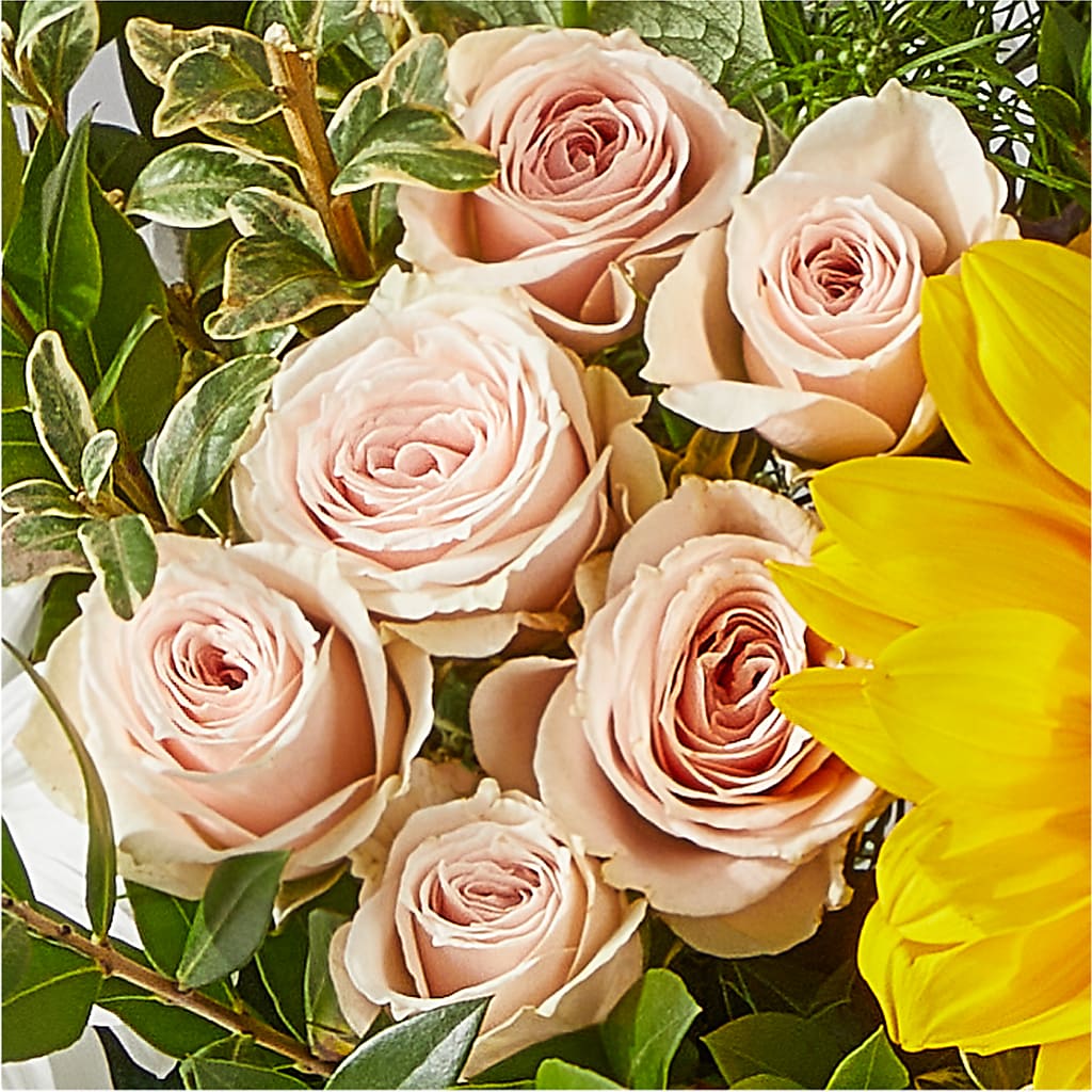 The Good Life Bouquet –  Leysha Flowers, Middlesex NJ