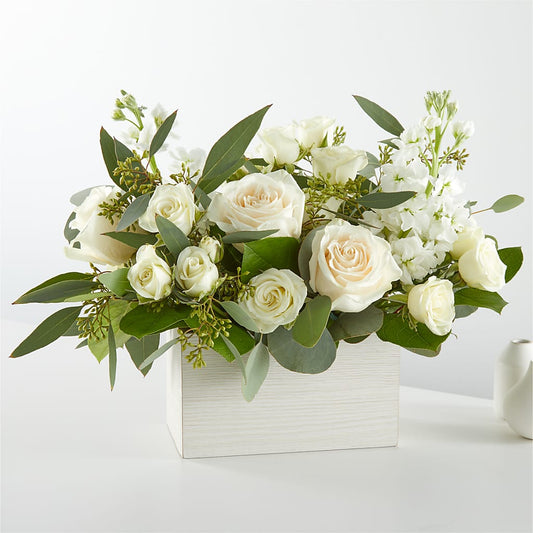 Fresh Linen Box Bouquet –  Leysha Flowers, Middlesex NJ