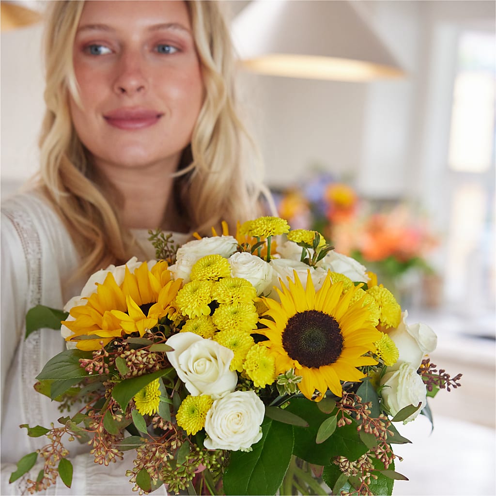 Luminous Morning Bouquet –  Leysha Flowers, Middlesex NJ