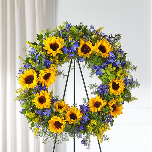 Bright Rays Wreath –  Leysha Flowers, Middlesex NJ