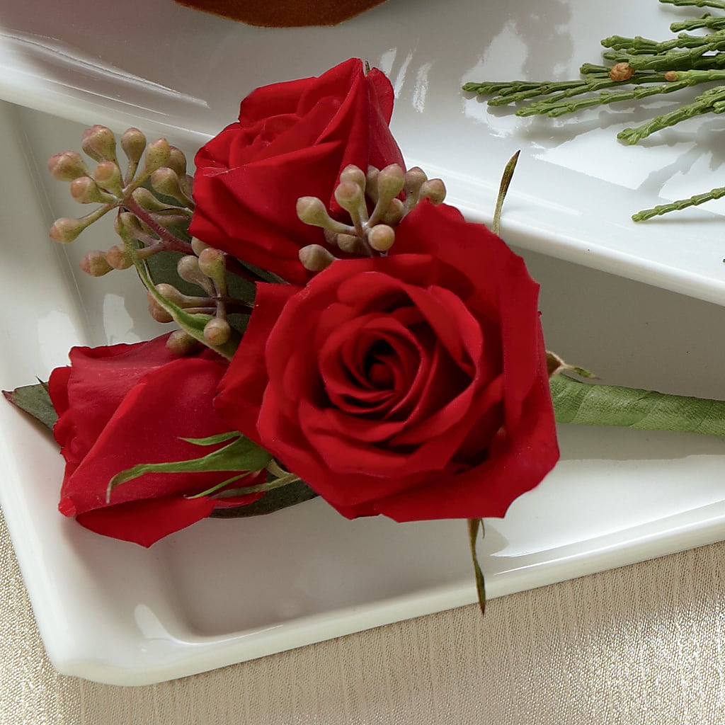 Red Spray Rose Boutonniere –  Leysha Flowers, Middlesex NJ